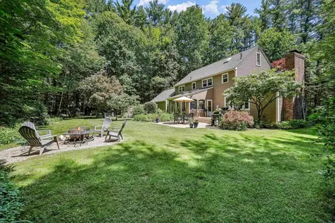 17 Candlewood Drive Amherst NH 03031
