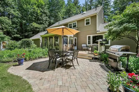 17 Candlewood Drive Amherst NH 03031