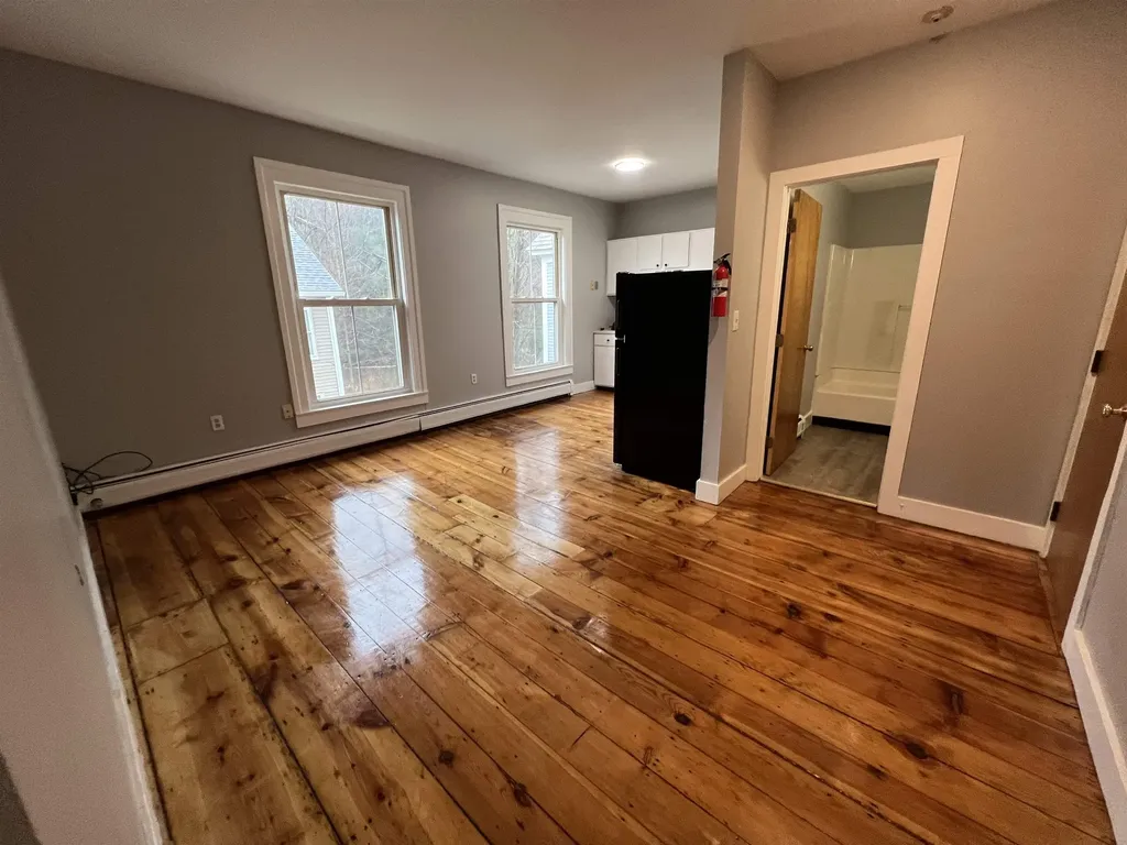 10 Depot Street Hinsdale NH 03451