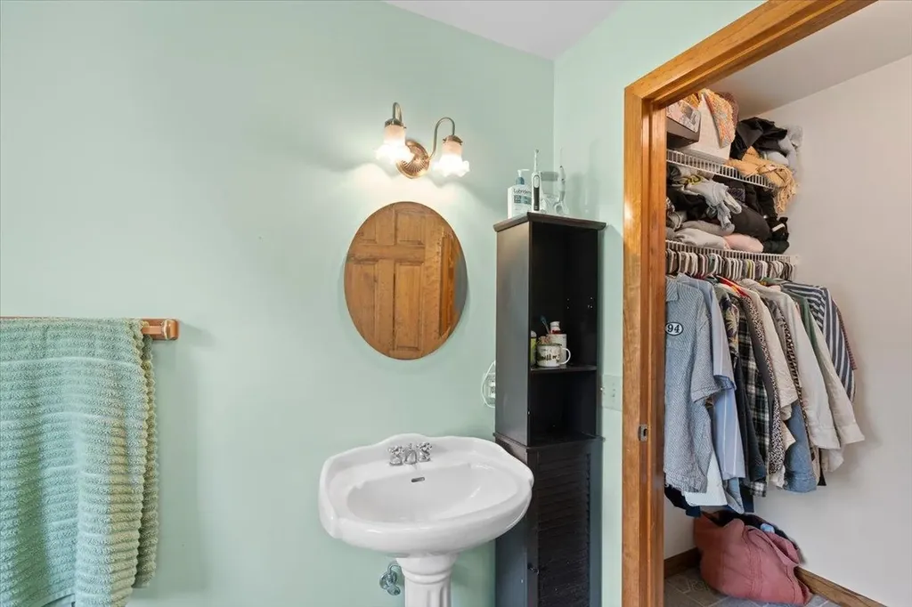 48 Meadow Road Milton VT 05468