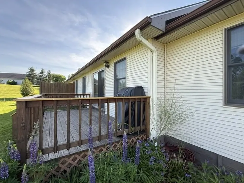 97 Jersey Court Morristown VT 05661