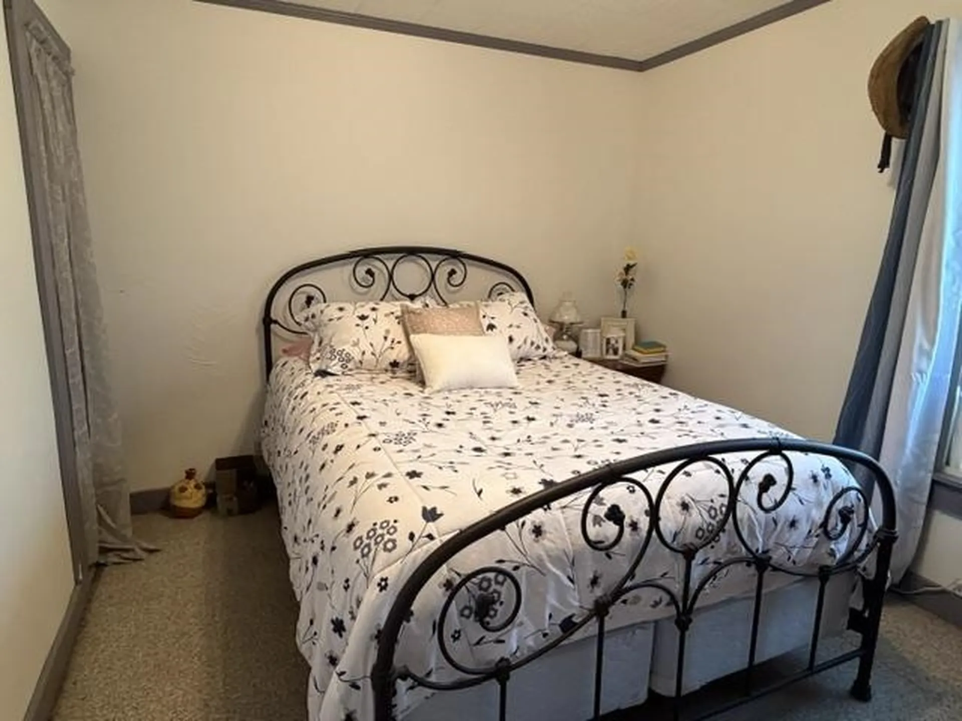 374 South Street Poultney VT 05764