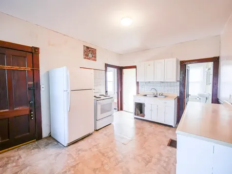 6 Tuttle Street Rockingham VT 05101