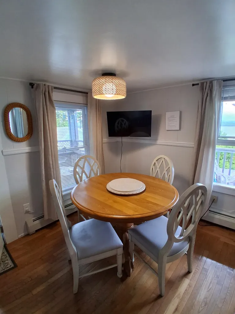 7 Baker Avenue Laconia NH 03246