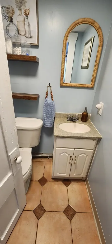 7 Baker Avenue Laconia NH 03246
