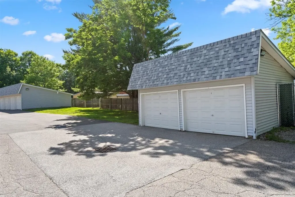111 Sherwood Square Essex Junction VT 05452