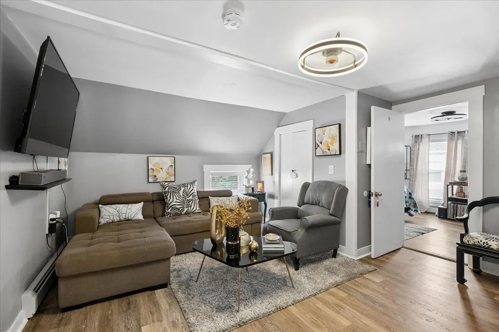 43 Elkins Street Franklin NH 03235