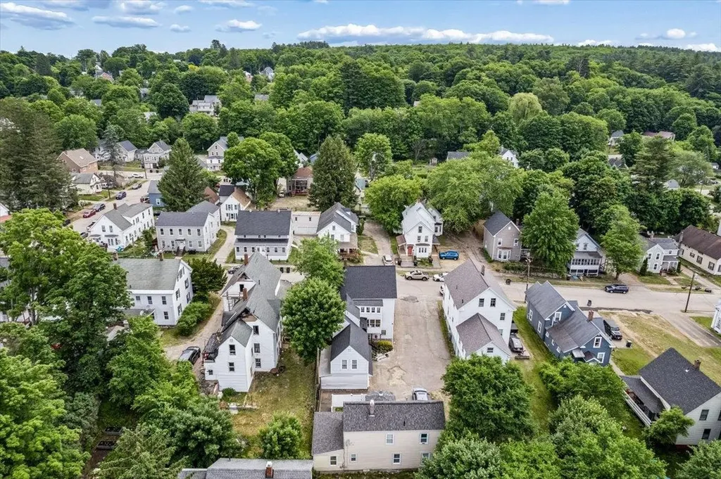 43 Elkins Street Franklin NH 03235