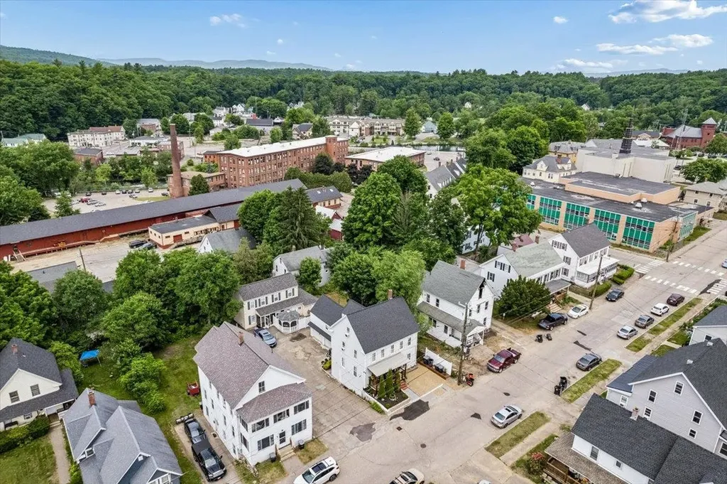 43 Elkins Street Franklin NH 03235