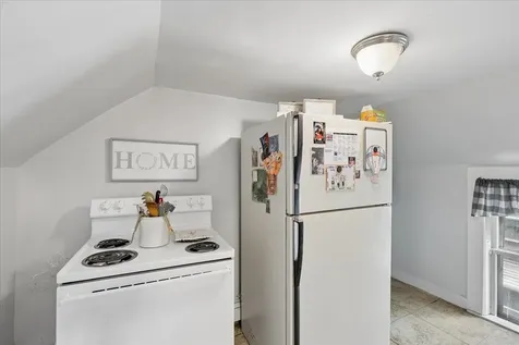 43 Elkins Street Franklin NH 03235