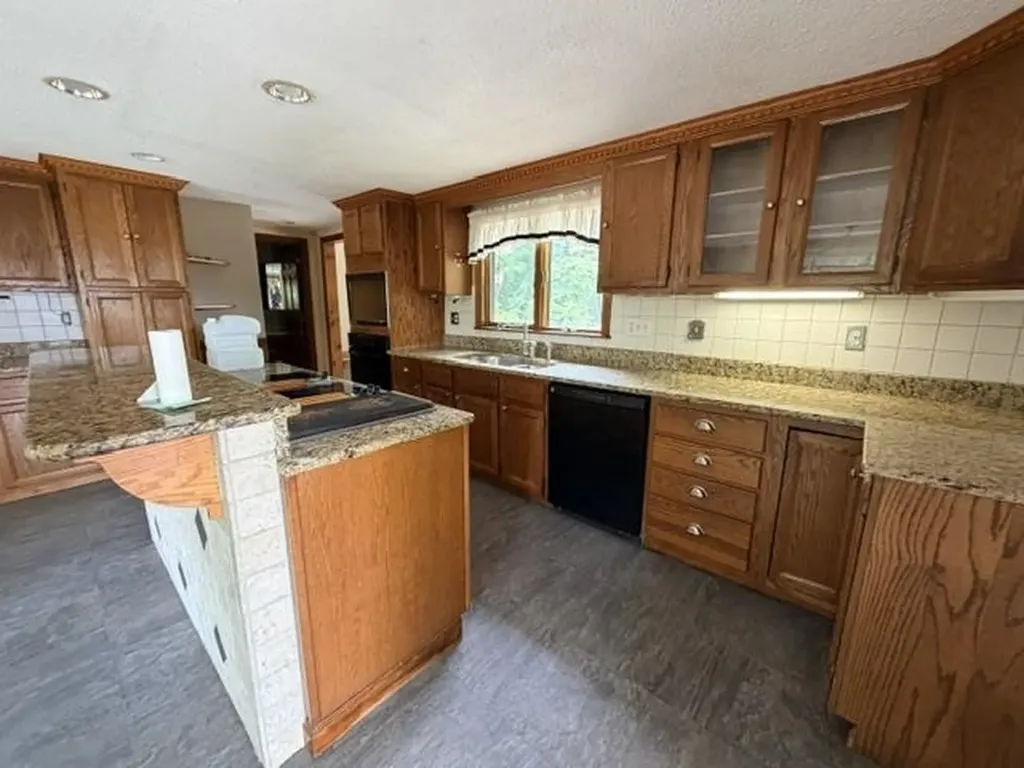 12 Olive Meadow Lane Dover NH 03820