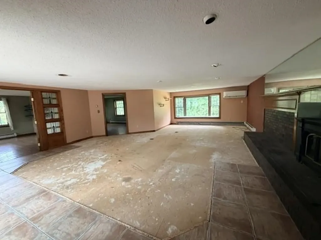 12 Olive Meadow Lane Dover NH 03820