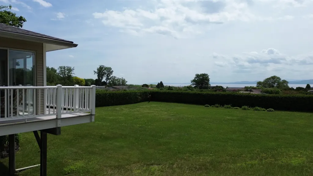 170 Biscayne Heights Colchester VT 05446
