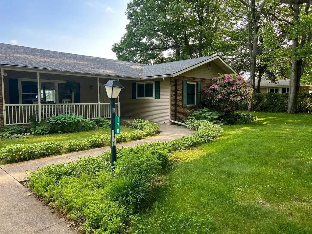 170 Biscayne Heights Colchester VT 05446