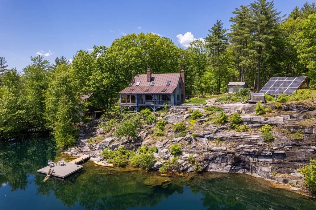 113 Lovejoy Road Milford NH 03055