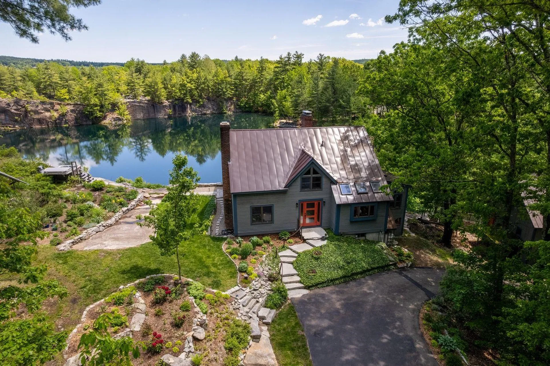113 Lovejoy Road Milford NH 03055