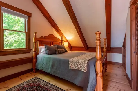 113 Lovejoy Road Milford NH 03055