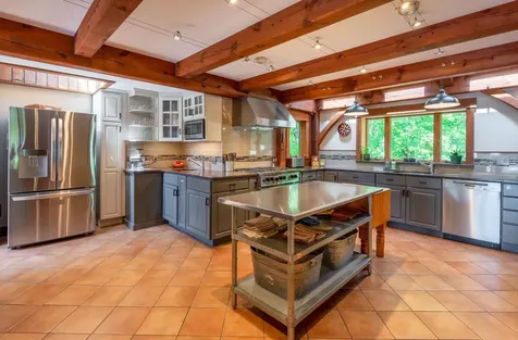 113 Lovejoy Road Milford NH 03055