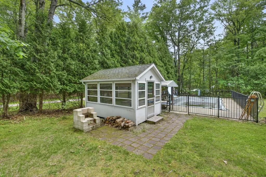 42 Oak Street Rochester NH 03839