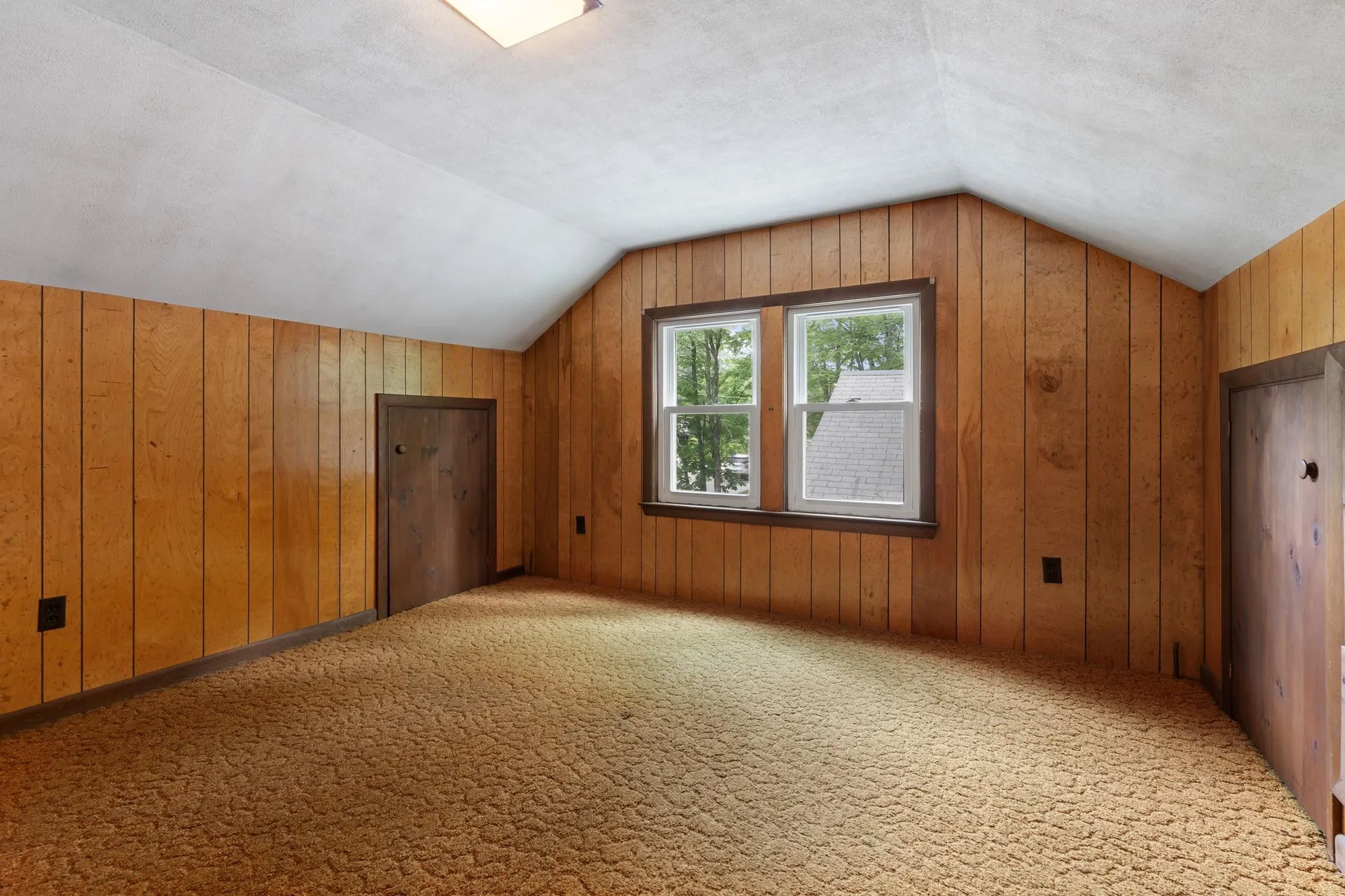 42 Oak Street Rochester NH 03839