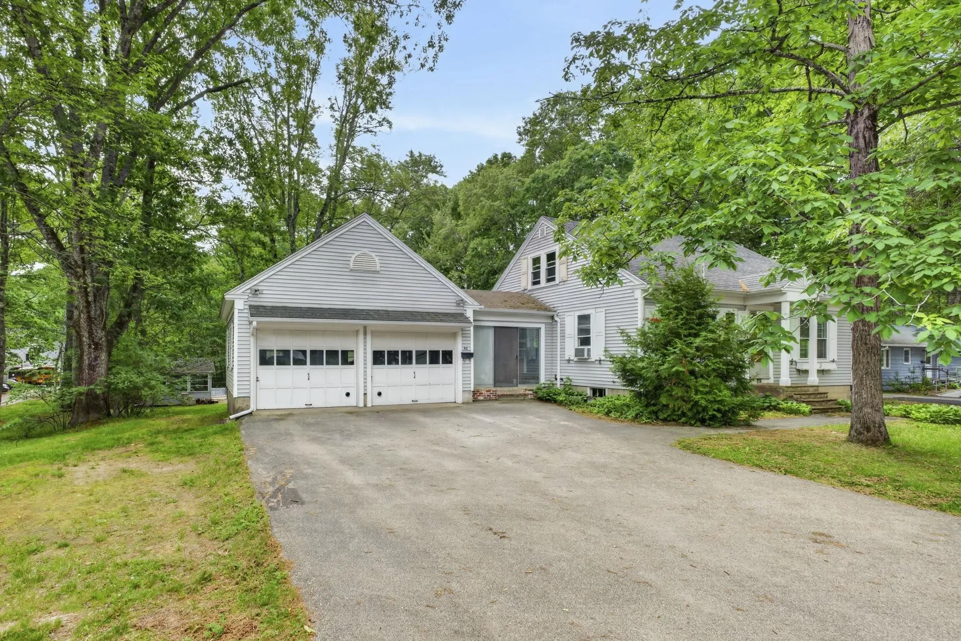 42 Oak Street Rochester NH 03839