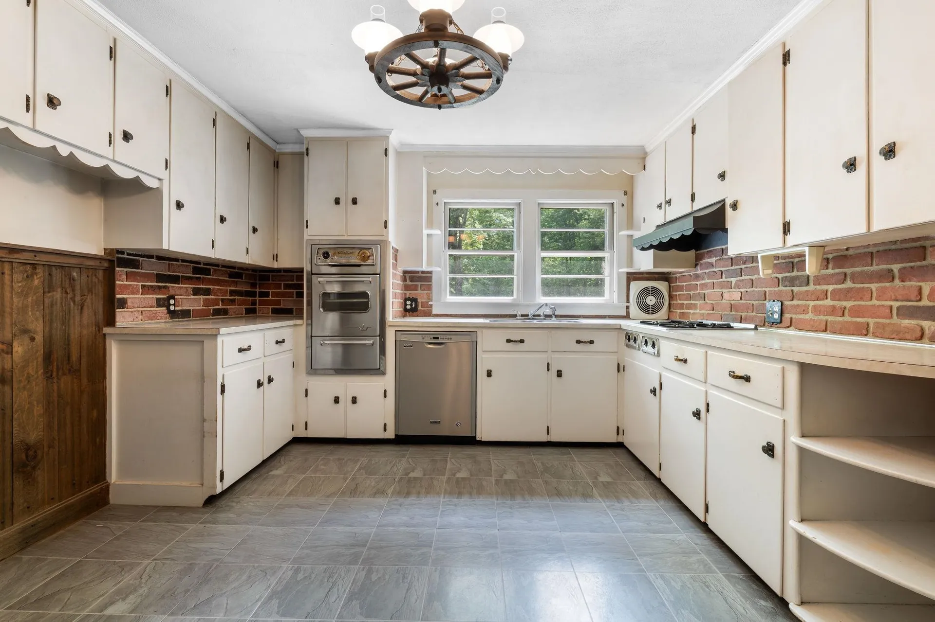 42 Oak Street Rochester NH 03839