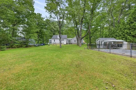 42 Oak Street Rochester NH 03839