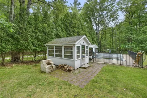 42 Oak Street Rochester NH 03839