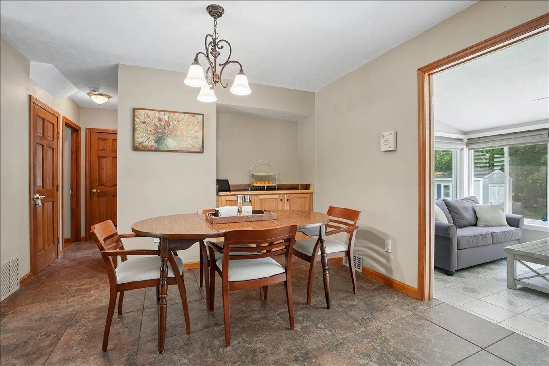 4 Gosselin Avenue Hooksett NH 03106