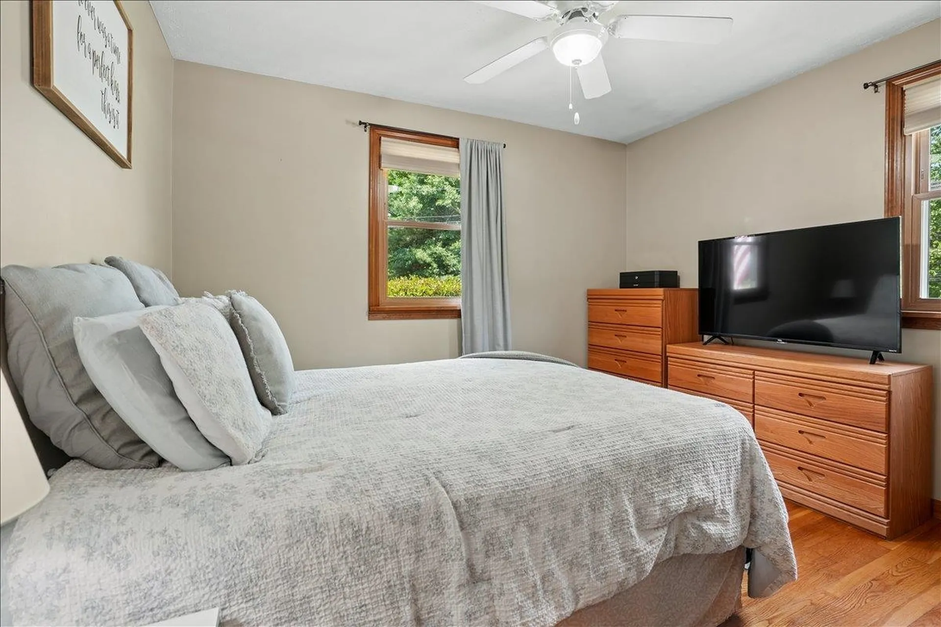 4 Gosselin Avenue Hooksett NH 03106