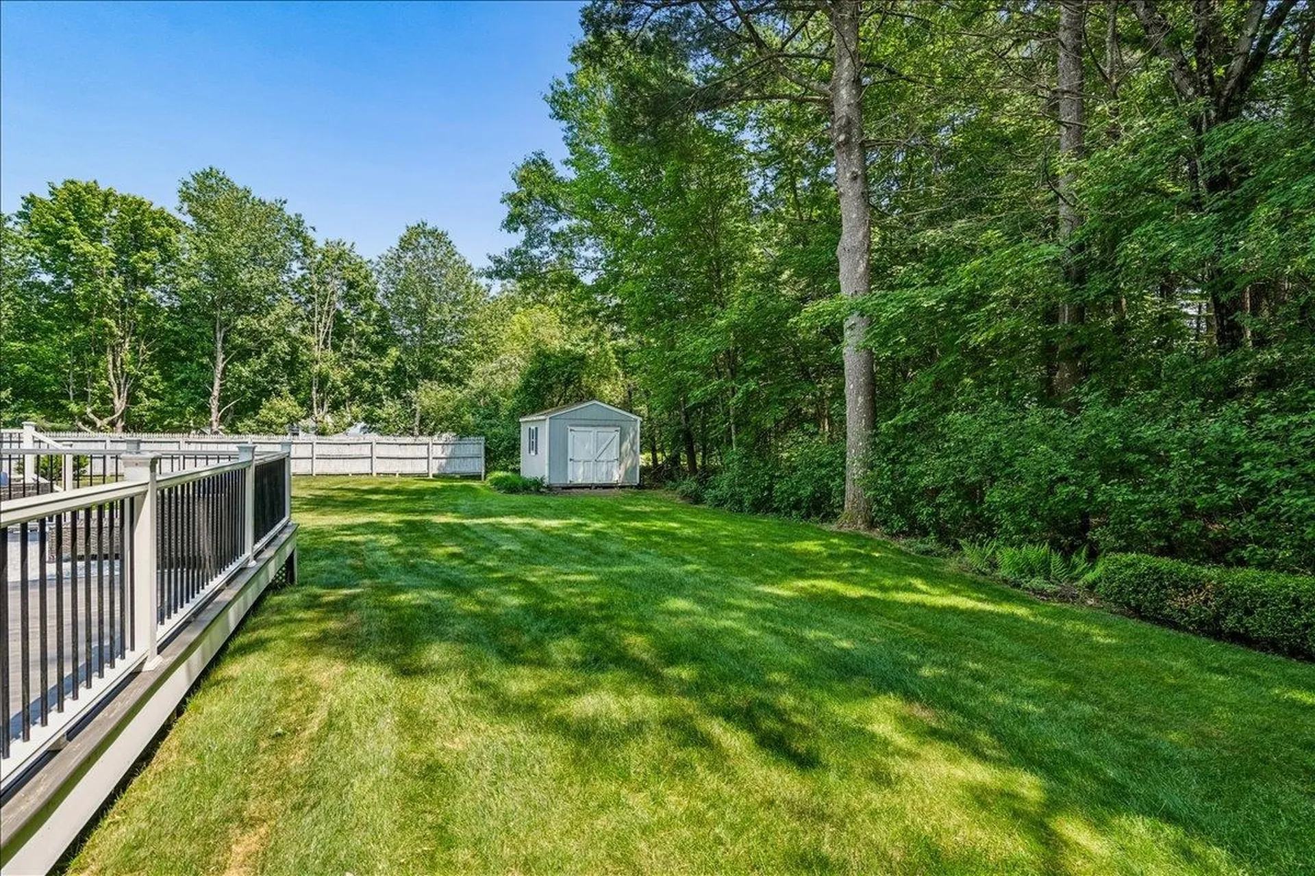 4 Gosselin Avenue Hooksett NH 03106