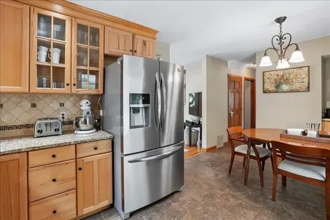 4 Gosselin Avenue Hooksett NH 03106