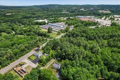 4 Gosselin Avenue Hooksett NH 03106