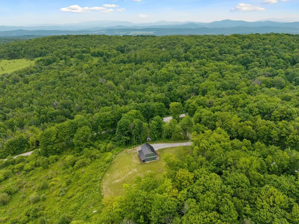 38 Hillcrest Heights St. Albans Town VT 05478