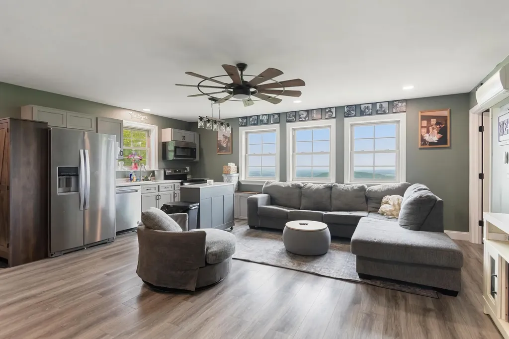 38 Hillcrest Heights St. Albans Town VT 05478