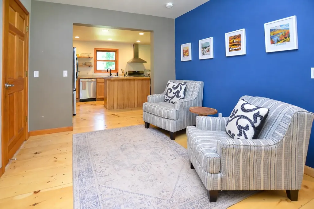 1642 Pucker Street Stowe VT 05672