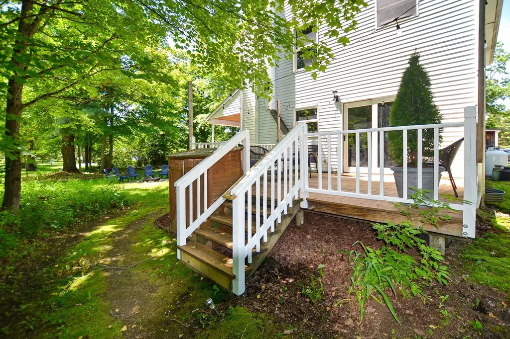 1642 Pucker Street Stowe VT 05672