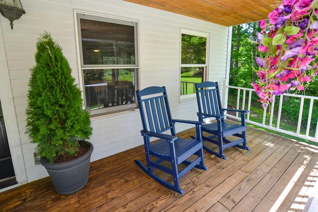 1642 Pucker Street Stowe VT 05672