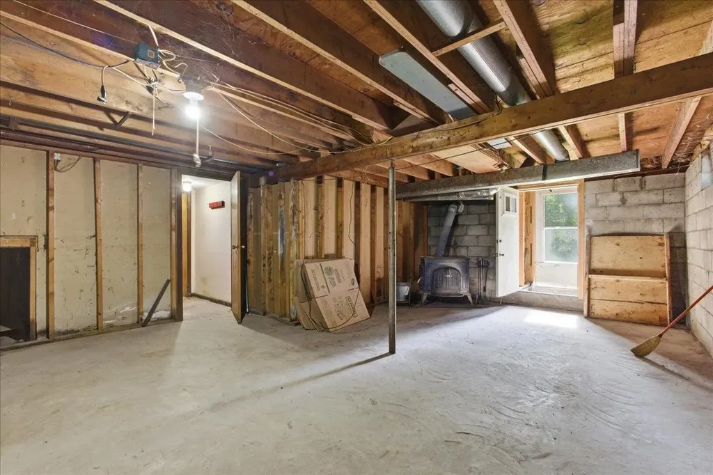 742 Church Road Colchester VT 05446