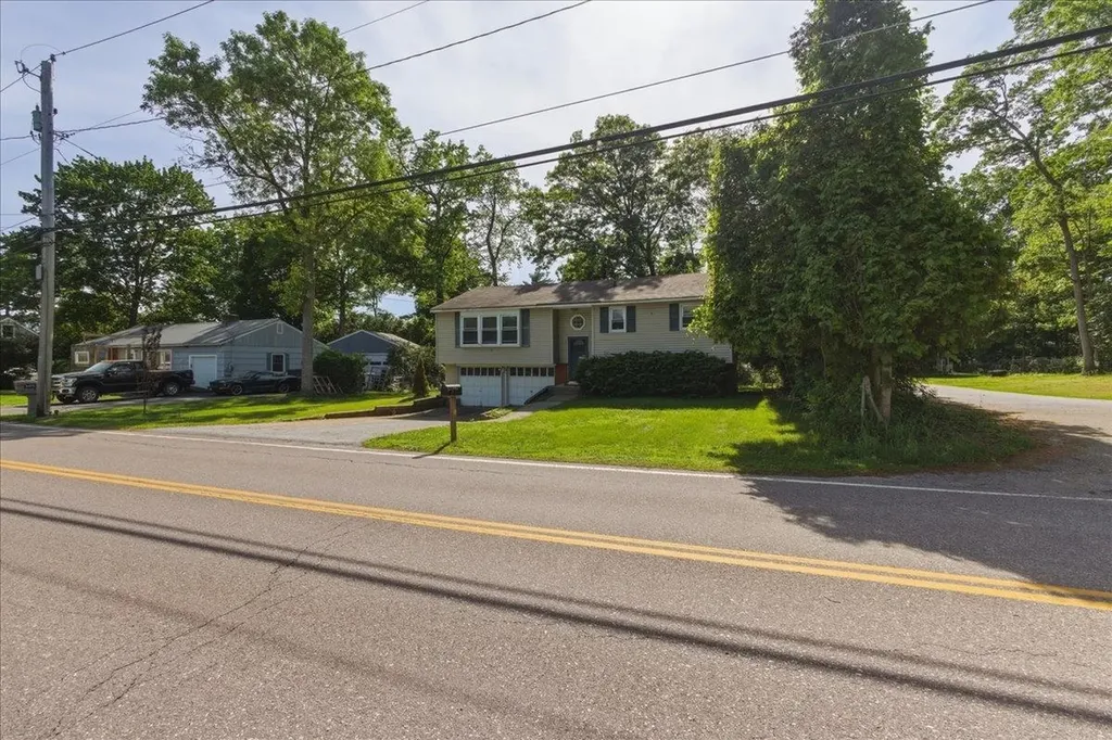 742 Church Road Colchester VT 05446