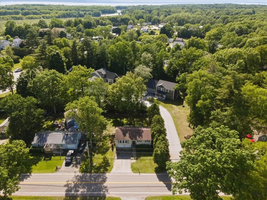 742 Church Road Colchester VT 05446