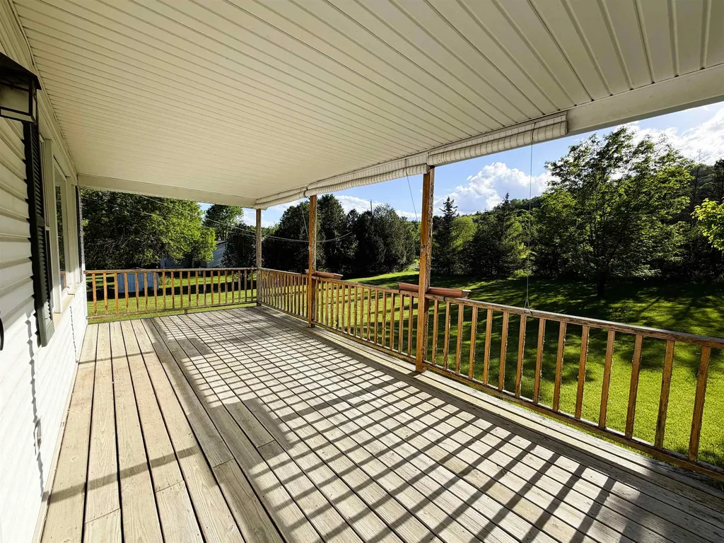 9 Mayselwood Drive Milton VT 05468