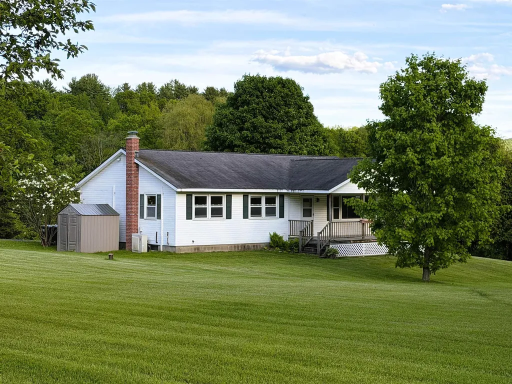 9 Mayselwood Drive Milton VT 05468