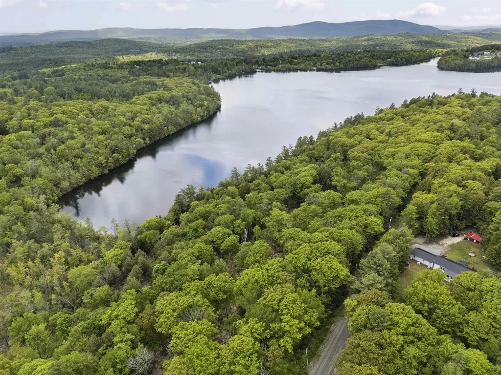 00 Corno Road Canaan NH 03741