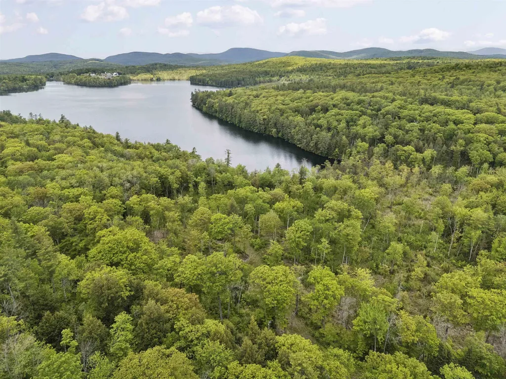 00 Corno Road Canaan NH 03741