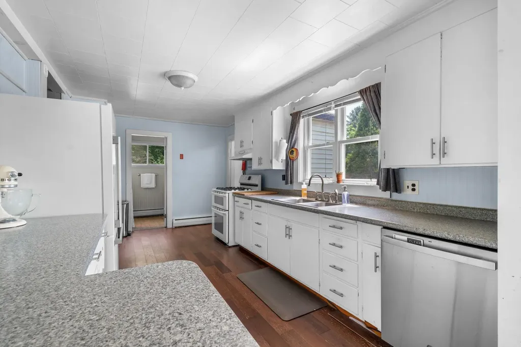 39 Pembroke Road Concord NH 03301