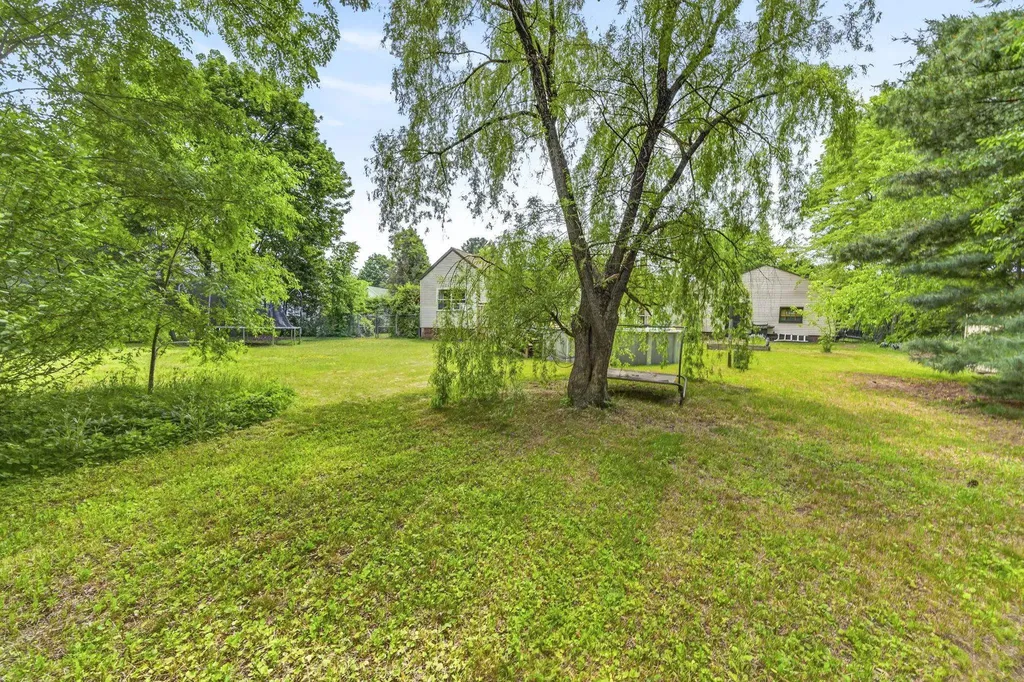 39 Pembroke Road Concord NH 03301