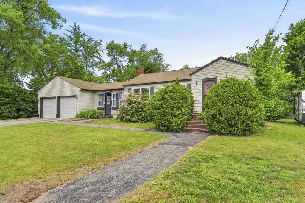 39 Pembroke Road Concord NH 03301