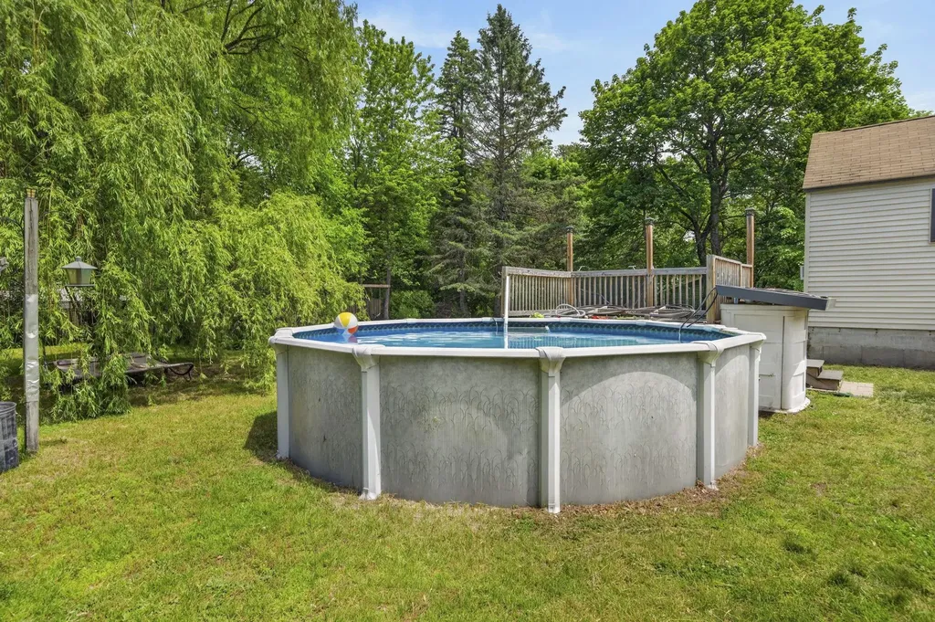 39 Pembroke Road Concord NH 03301