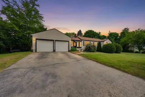 39 Pembroke Road Concord NH 03301